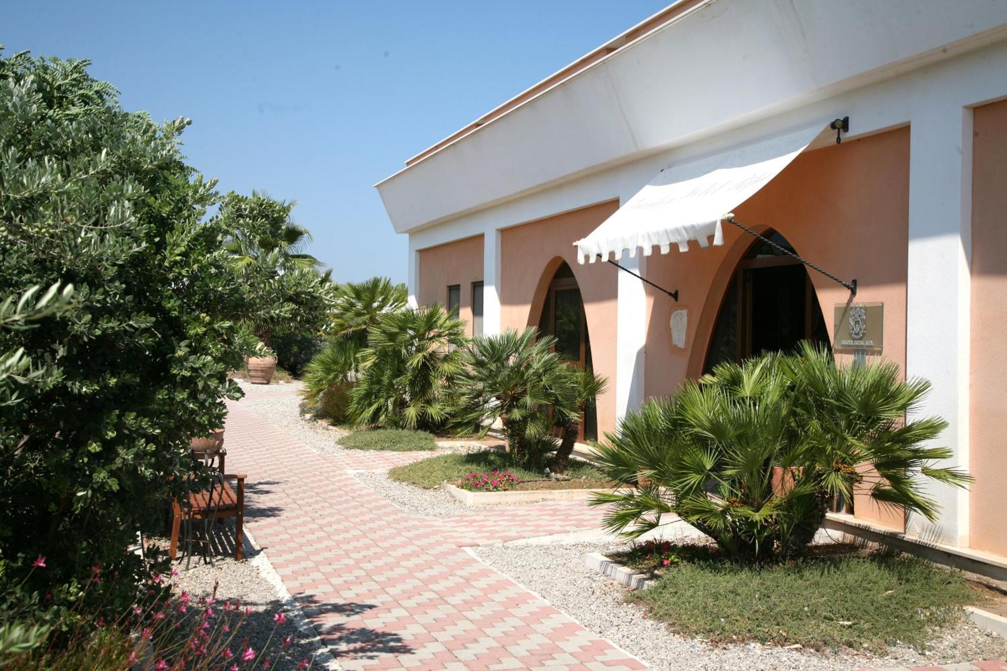 Garden Hotel Ripa Vieste Buitenkant foto