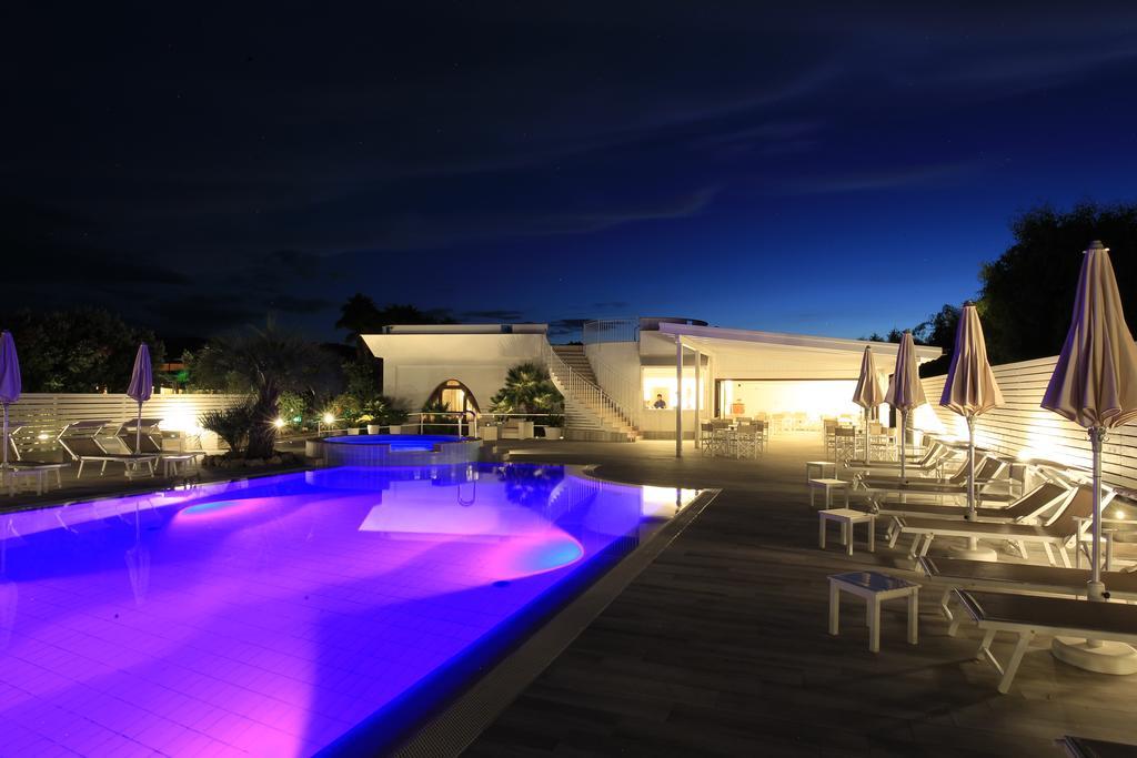 Garden Hotel Ripa Vieste Buitenkant foto
